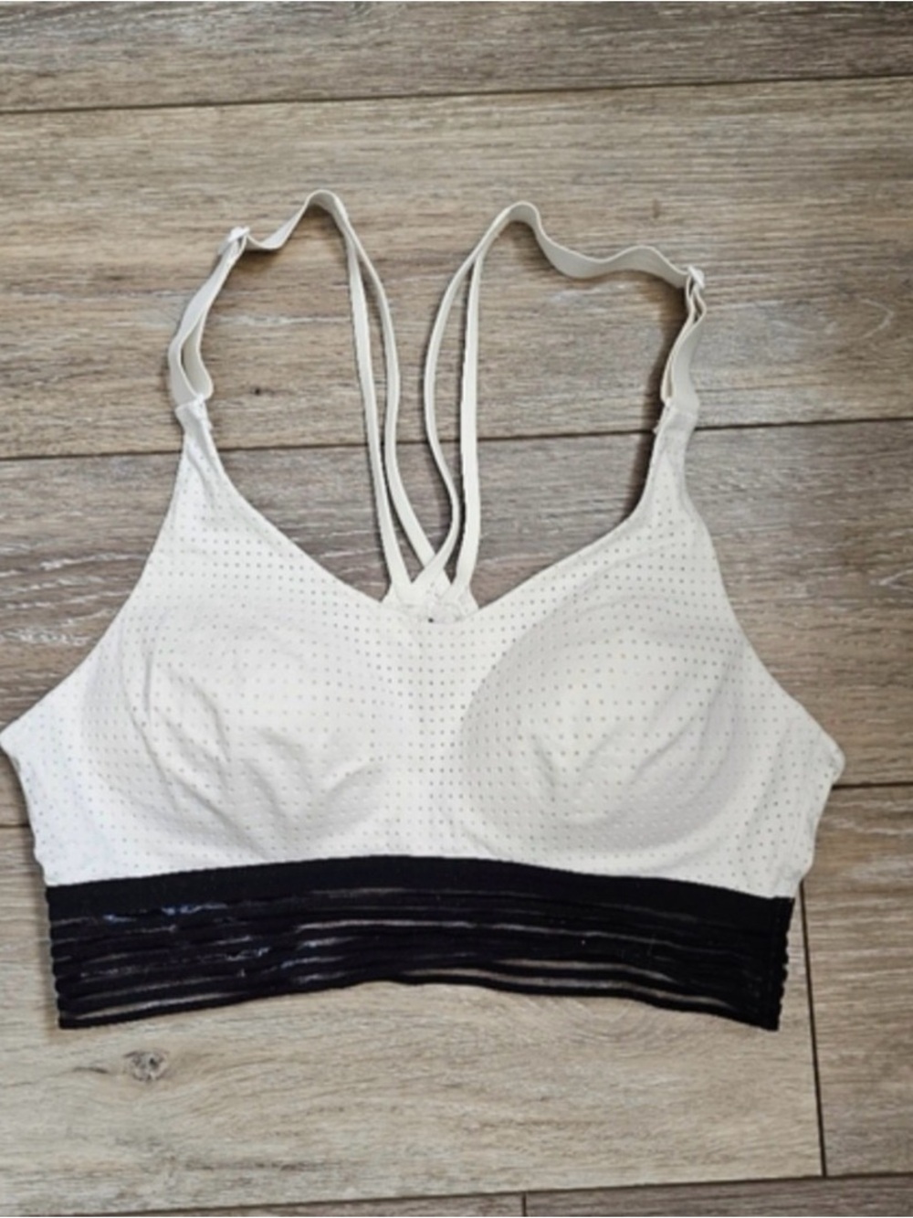 Victoria's Secret Cream and Black Strappy Seamless Bralette SZ 32b